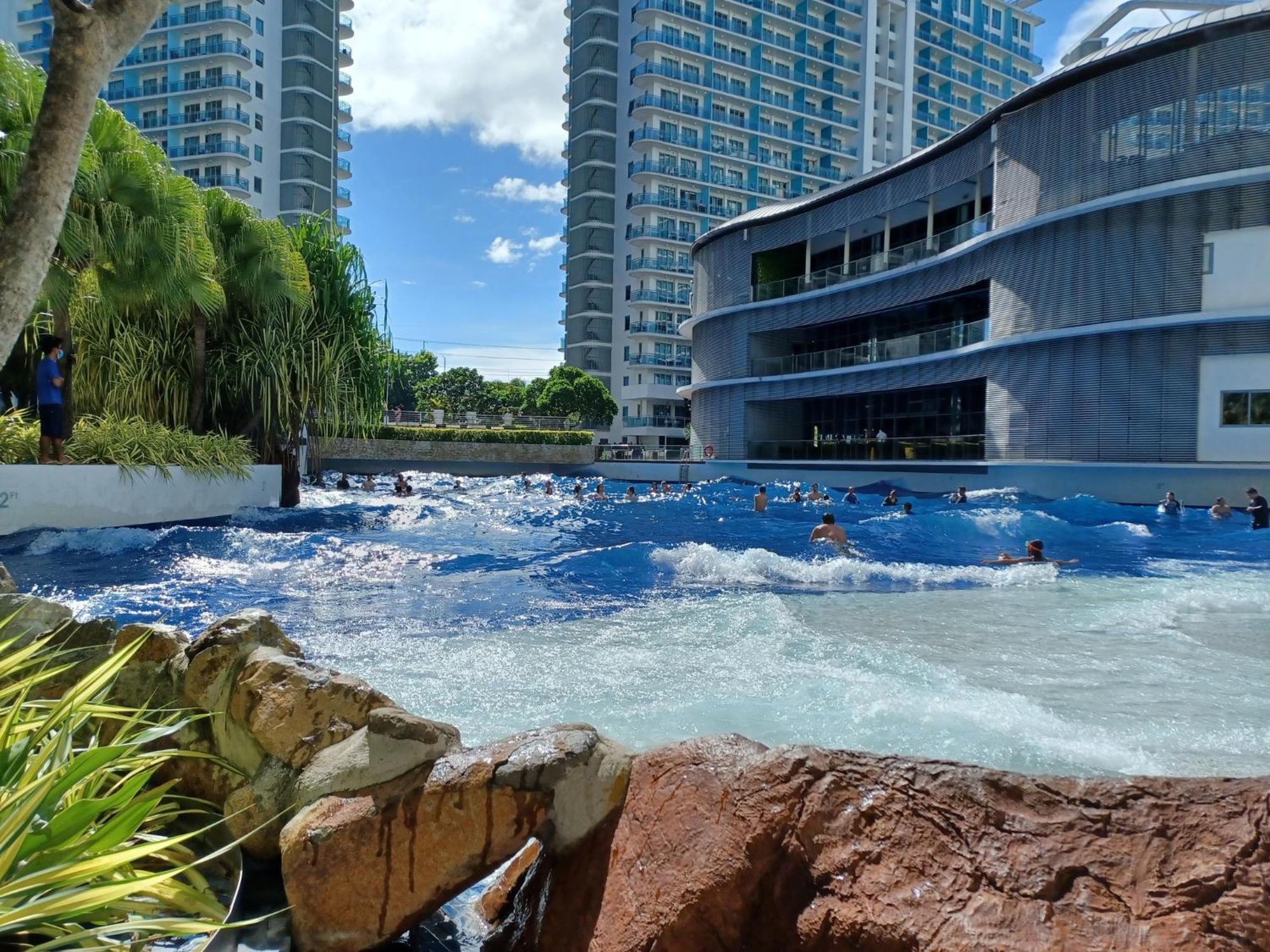 Manila Urban Resort At Azure エクステリア 写真