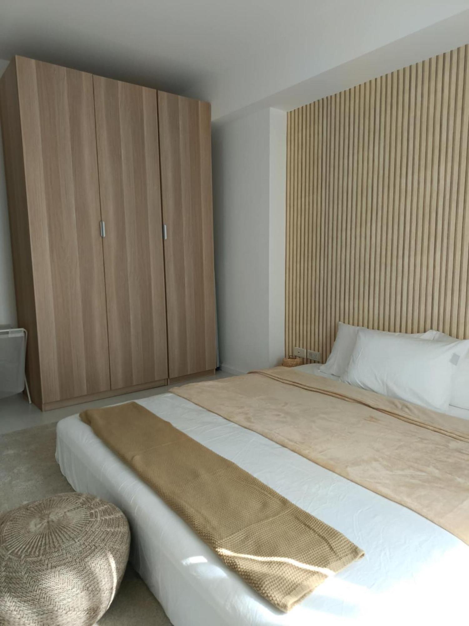 Manila Urban Resort At Azure エクステリア 写真