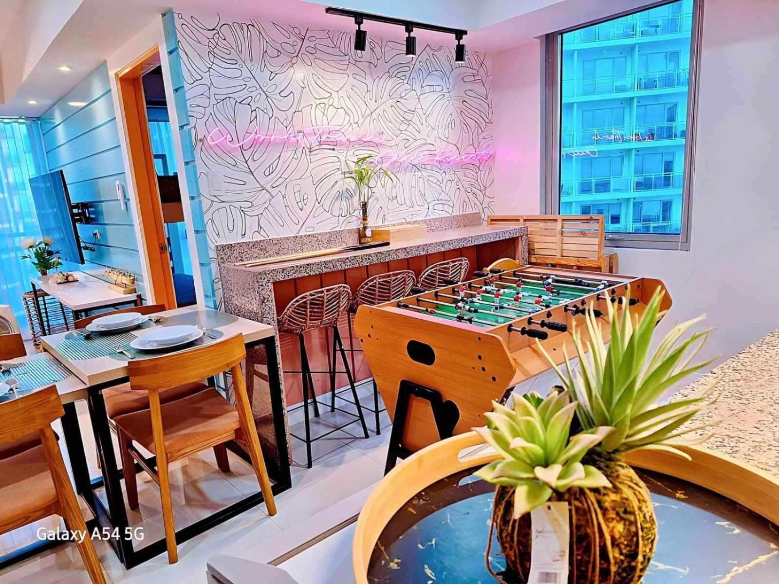 Manila Urban Resort At Azure エクステリア 写真