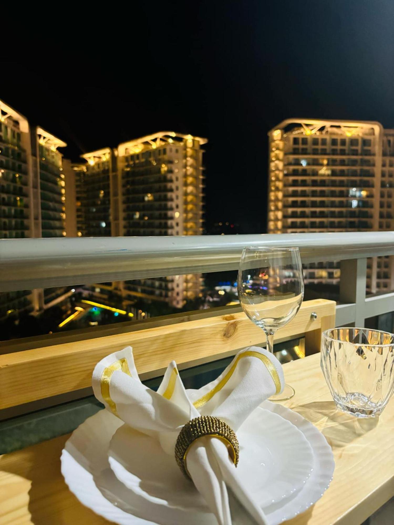Manila Urban Resort At Azure エクステリア 写真